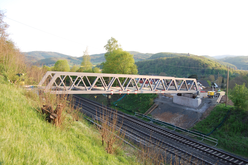 Brückenlegung Metzentalbrücke Werleshausen
