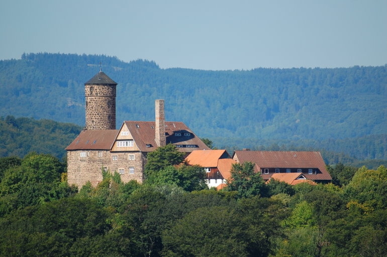 Jugendburg Ludwigstein vom Kirchberg (Sendemast)