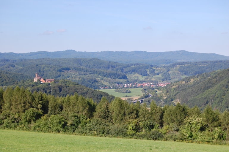 Jungendburg Ludwigstein oberhalb des Werratals